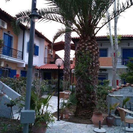 9 Musses Hotel Apartments Skala Mistegnon Екстер'єр фото