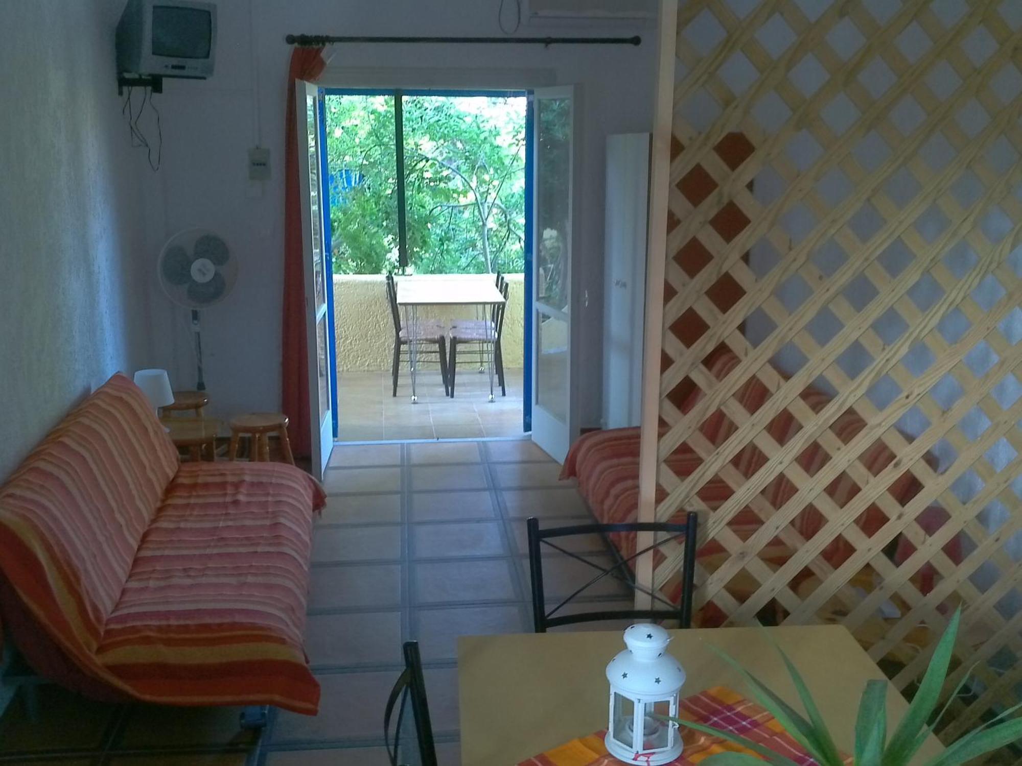 9 Musses Hotel Apartments Skala Mistegnon Екстер'єр фото