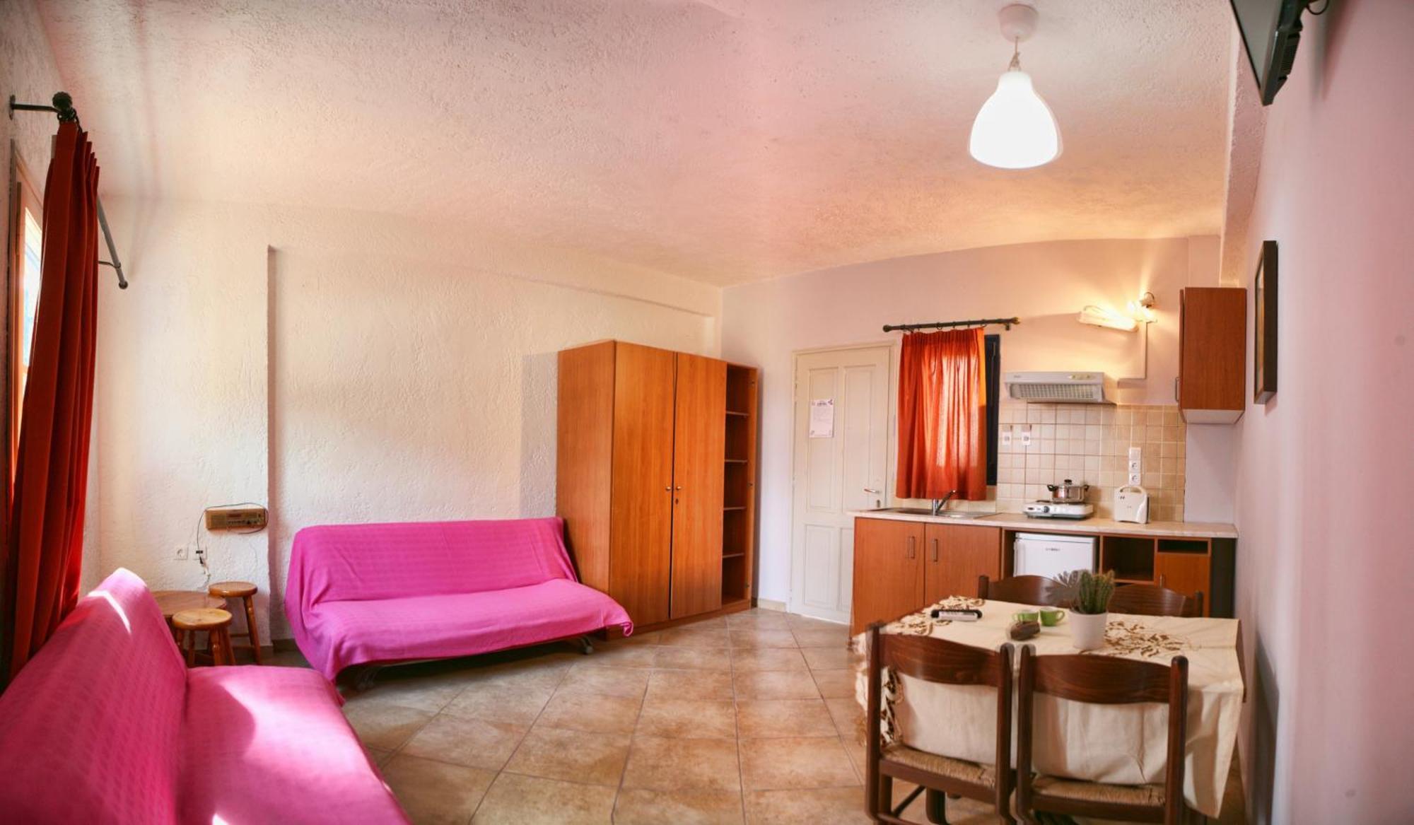 9 Musses Hotel Apartments Skala Mistegnon Номер фото