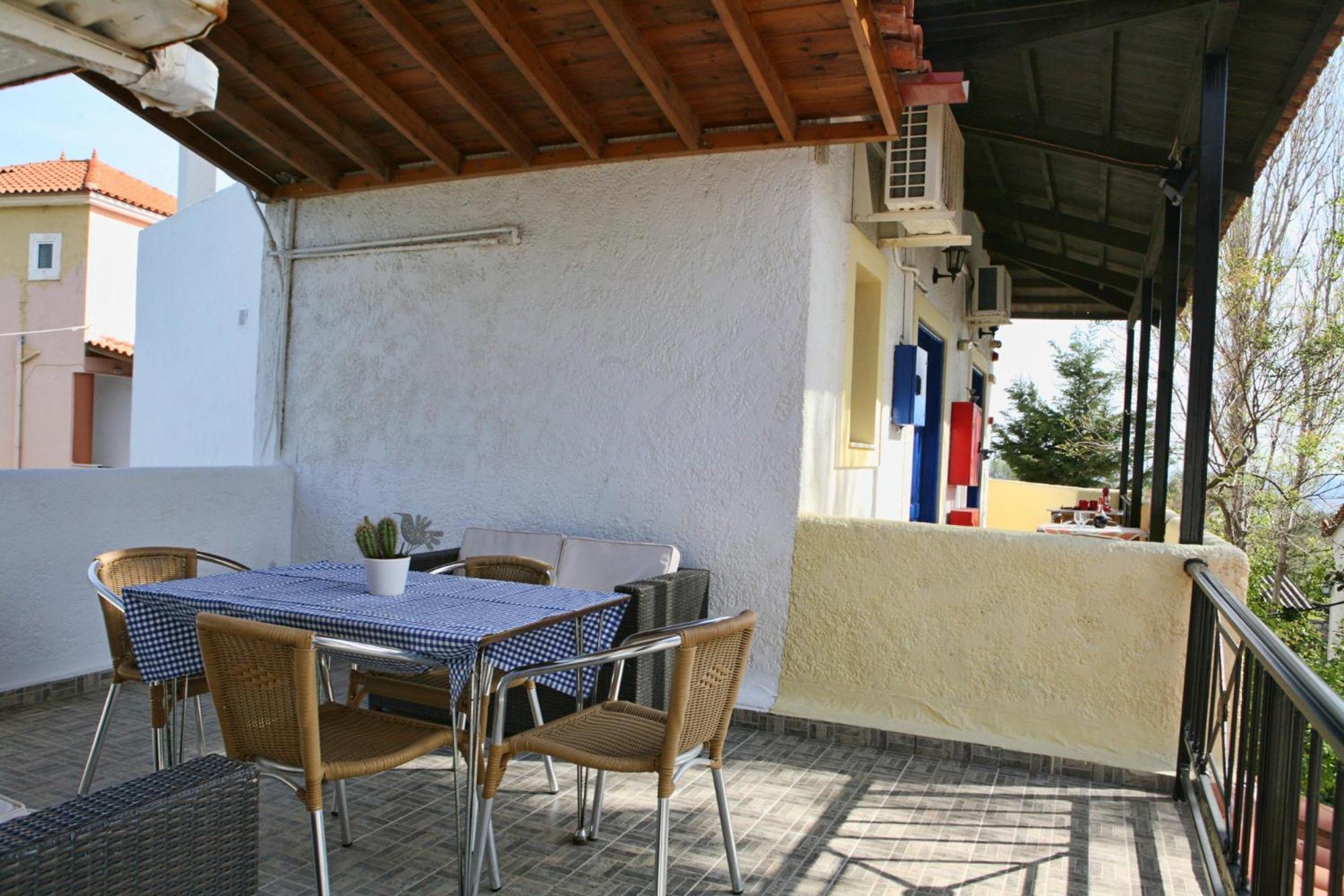 9 Musses Hotel Apartments Skala Mistegnon Номер фото