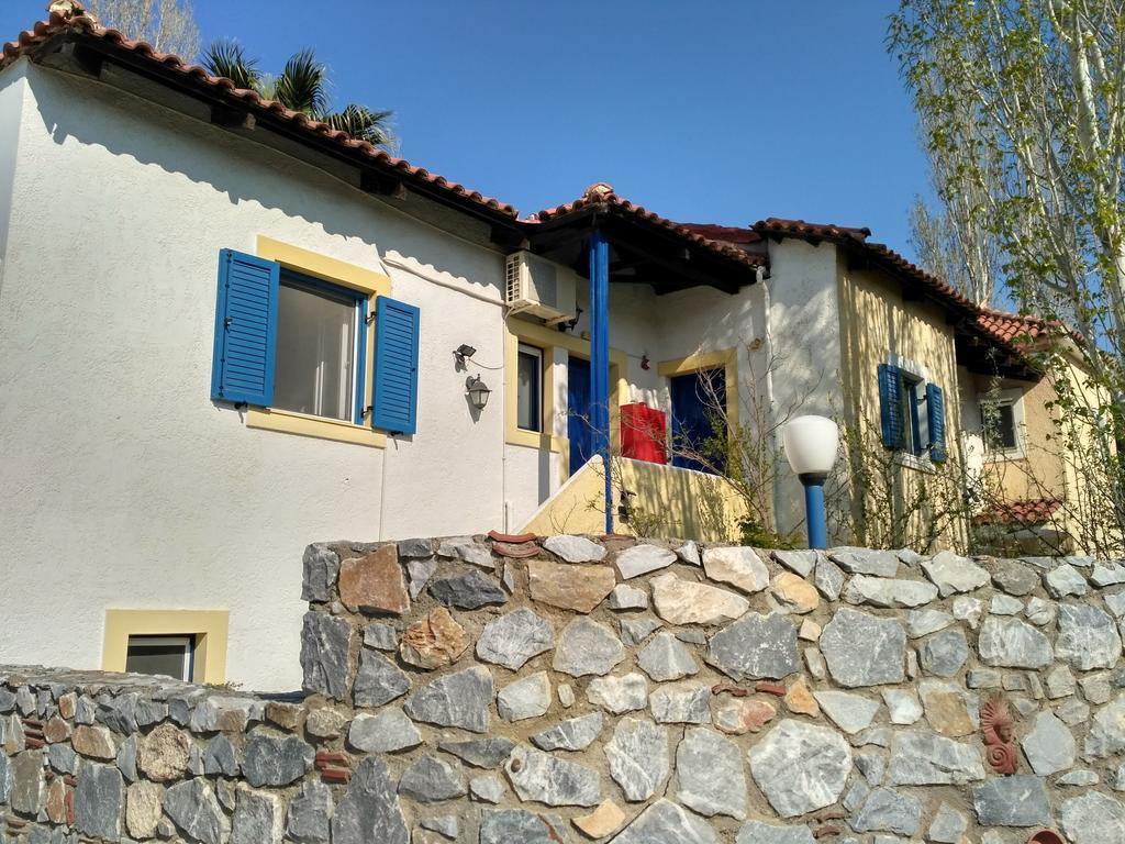 9 Musses Hotel Apartments Skala Mistegnon Екстер'єр фото