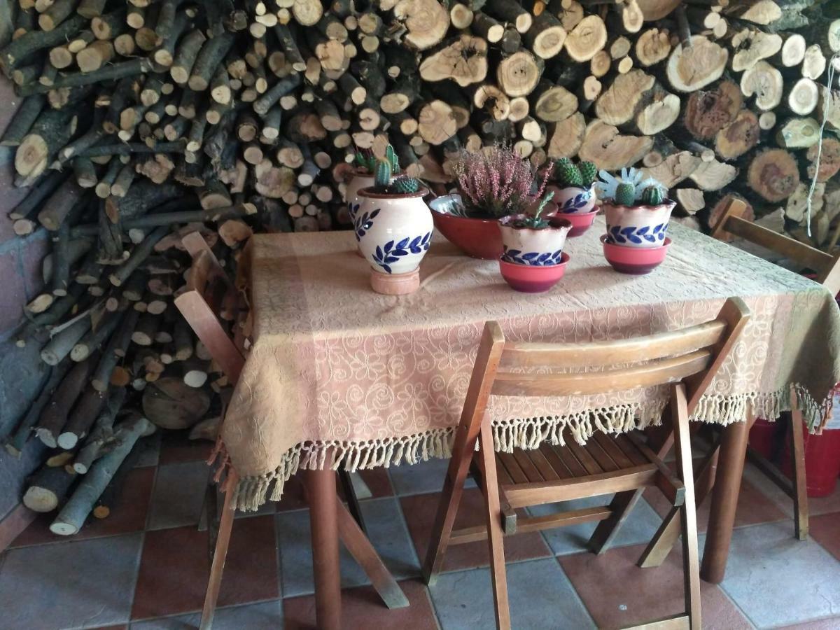 9 Musses Hotel Apartments Skala Mistegnon Екстер'єр фото